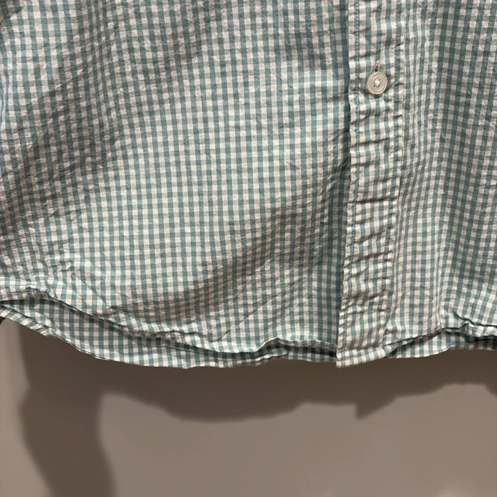 J.Crew men’s plaid collared button down shirt. Size small slim fit. Flex washed.
